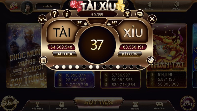 So sánh tài xỉu Momo và tài xỉu tại cổng game